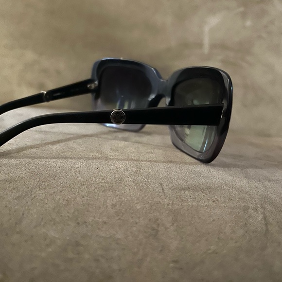 authentic chanel sunglassses - Picture 2 of 6